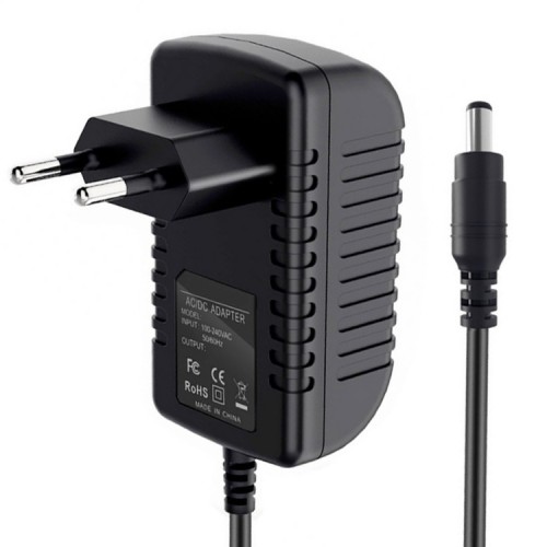 Adaptador de corriente 15V 2A plug 5.5 mm x 2.5 mm